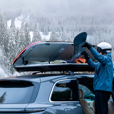  Автомобильный бокс Enroad Nomadix Pro XXL 600 E Black, черный глянец компании RackWorld