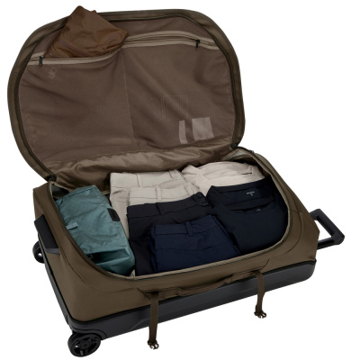  Чемодан Thule Chasm Rolling Duffel Deep Khaki, 110 л, темный хаки, 3205604 компании RackWorld