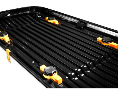 Автомобильный бокс Piligrim Magnum ED 390 черный карбон компании RackWorld